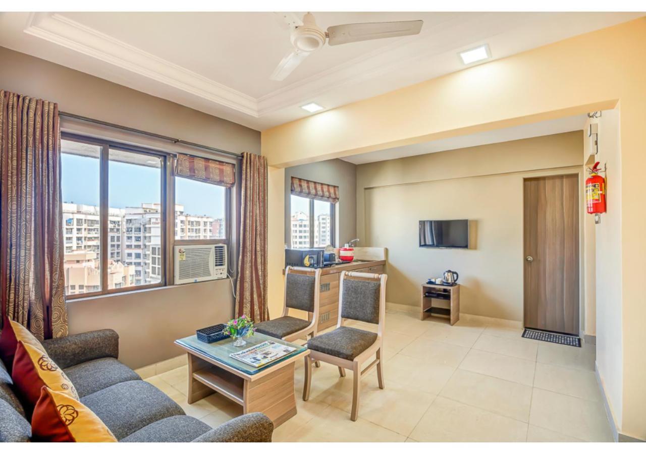 Ashok Deluxe Apartments, Marol Andheri East ムンバイ エクステリア 写真